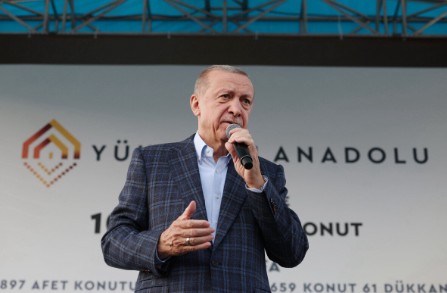 Cumhurbaşkanı Erdoğan Şanlıurfa'dan muhalefete yüklendi: Seçim kirli pazarlıklarla kazanılmıyor